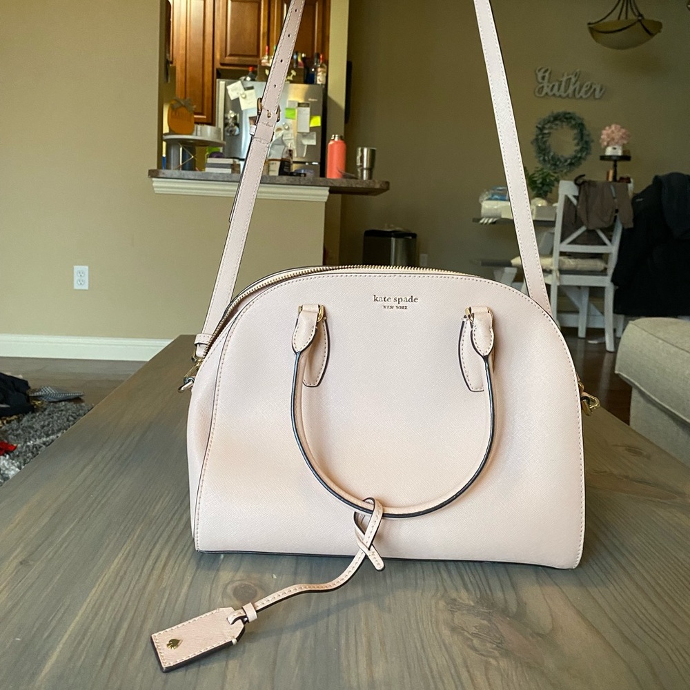 Blush Kate spade cross body bag! Used once, in great condition.